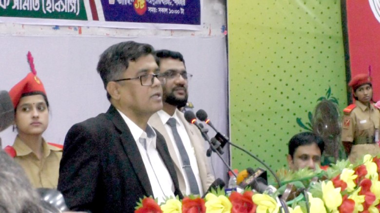 বর্তমান সরকারের প্রধান দায়িত্ব শেখ হাসিনাকে ফিরিয়ে এনে বিচারের সম্মুখীন করা: শফিকুল আলম...