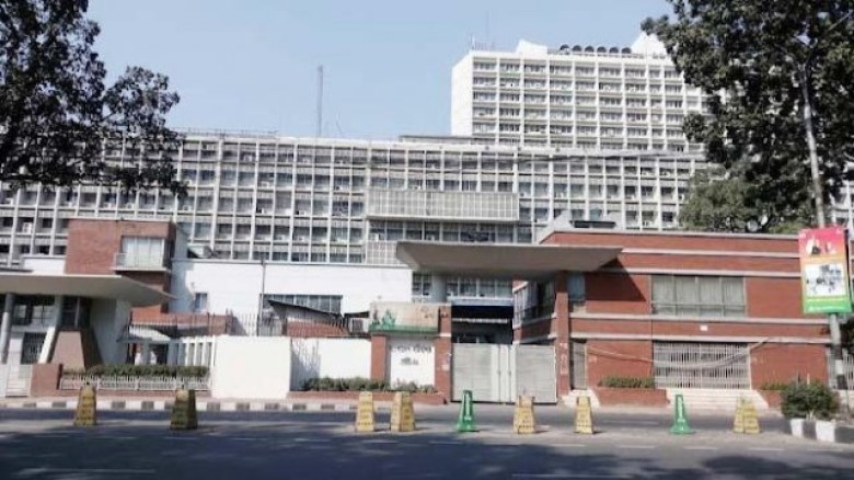 অগ্নিকাণ্ডের ৫ দিন পর সচিবালয়ে সাংবাদিকদের প্রবেশ...