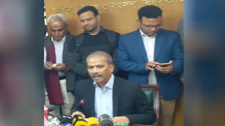 মুক্তমত প্রকাশ–সংক্রান্ত ও গায়েবি মামলা ফেব্রুয়ারির মধ্যে প্রত্যাহারের আশা আইন উপদেষ্টার...