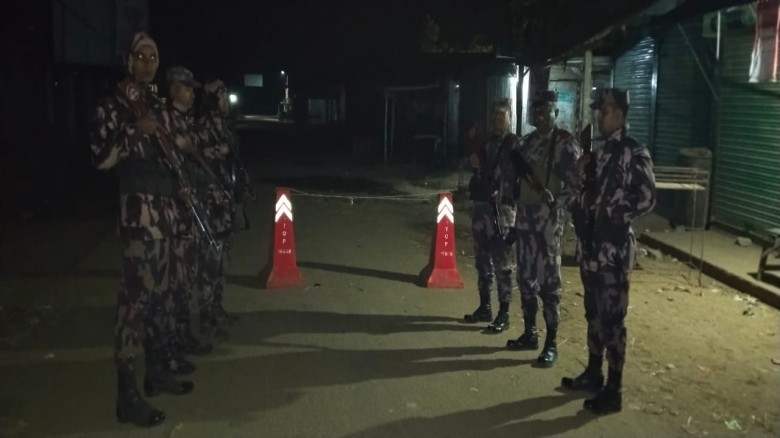 শরীফ ওসমান হাদীর ওপর হামলার পর সীমান্তে বিজিবির কড়া নিরাপত্তা...