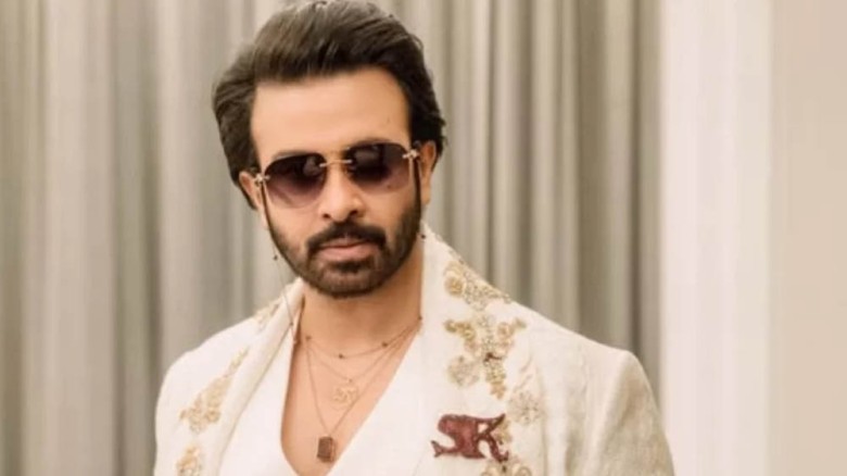 চিৎকারের চেয়ে নীরবতা অনেক বেশি জোরালো: শাকিব খান