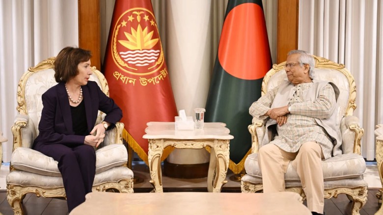 নির্বাচন আয়োজনে আমরা পুরোপুরি প্রস্তুত: প্রধান উপদেষ্টা...