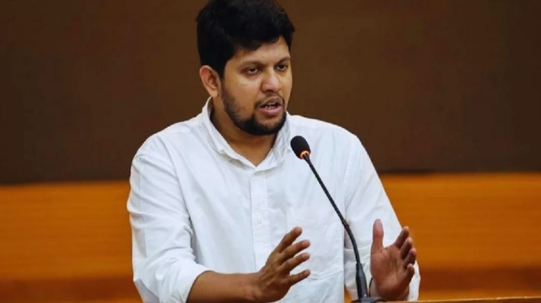 নির্বাচন করবেন না মাহফুজ আলম