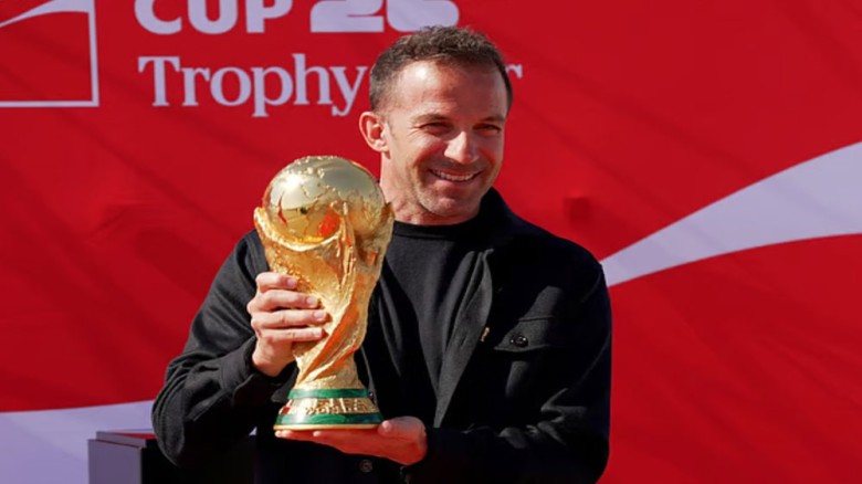 ফিফা বিশ্বকাপের মূল ট্রফি ঢাকায়