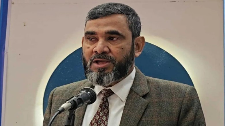 ‘ভোটকেন্দ্রে সাংবাদিক ও পর্যবেক্ষকদের মোবাইল নিতে বাধা নেই’...