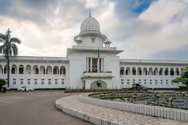 ফাইল ছুঁড়ে মারার ঘটনা লিখিতভাবে জানালেন দুই বিচারপতি