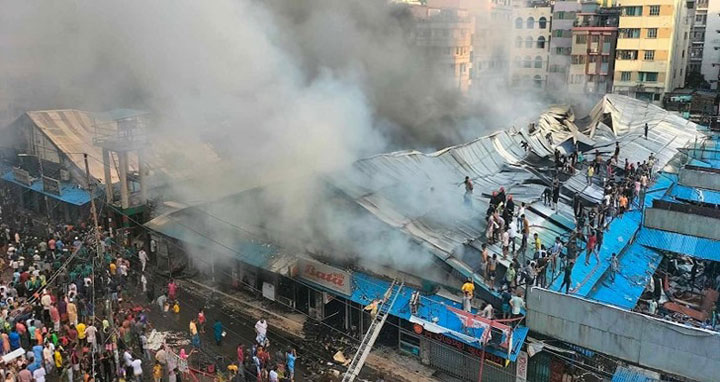 কৃষি মার্কেটের আগুন নিয়ন্ত্রণে