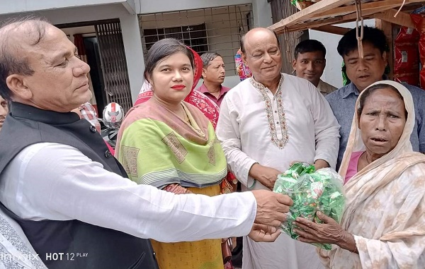 পার্বতীপুরে বিকল্প কর্মসংস্হান ও পুনর্বাসন কর্মসূচীর আওতায় ভিক্ষুক পুনর্বাসিত