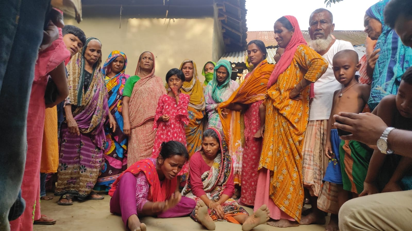 কোটা বিরোধী আন্দোলনে নিহত শিার্থী সাঈদের বাড়ীতে শোকের মাতম