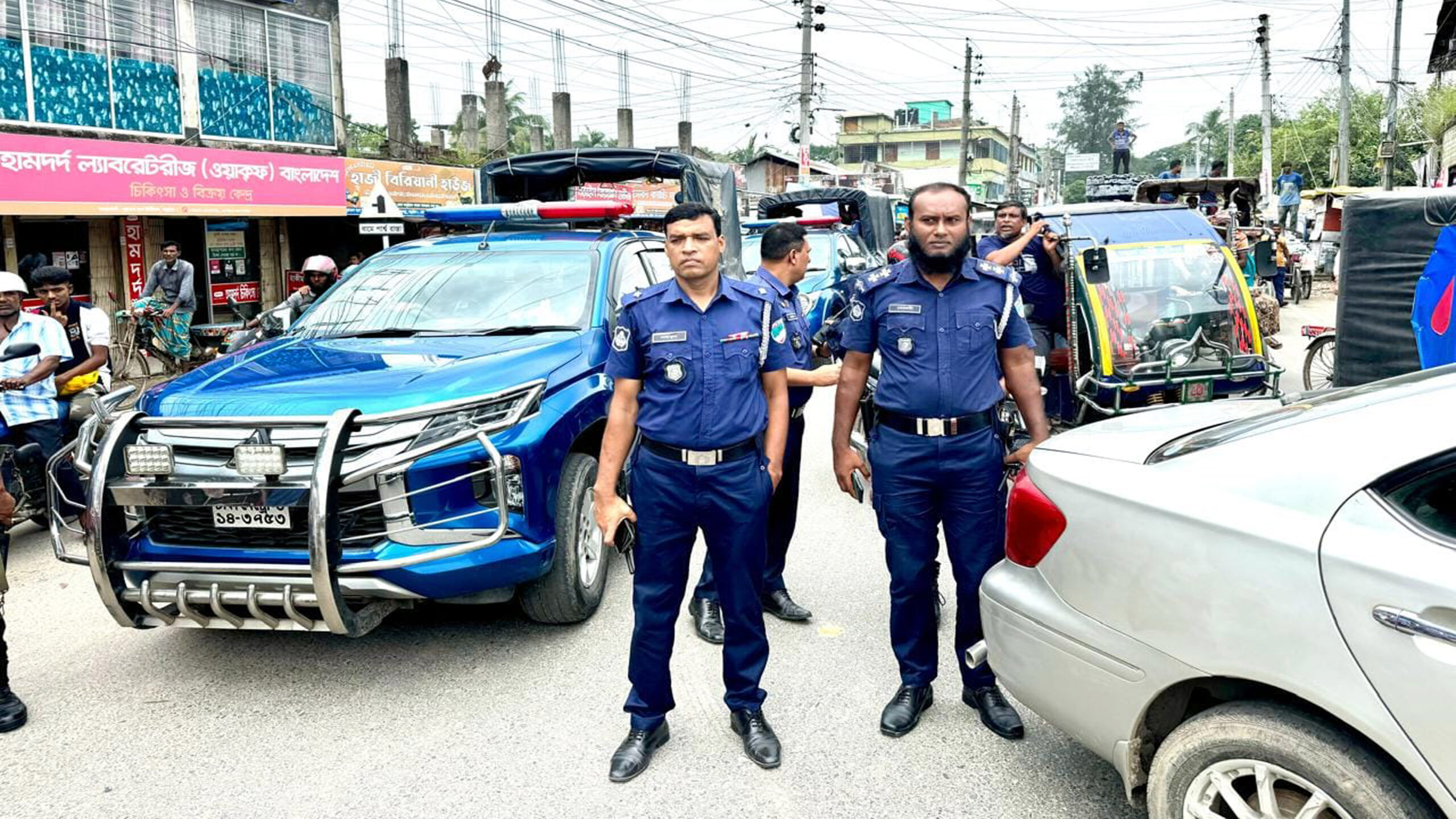 ৬দিন পর কাজে ফিরলো নড়াইল জেলা পুলিশ