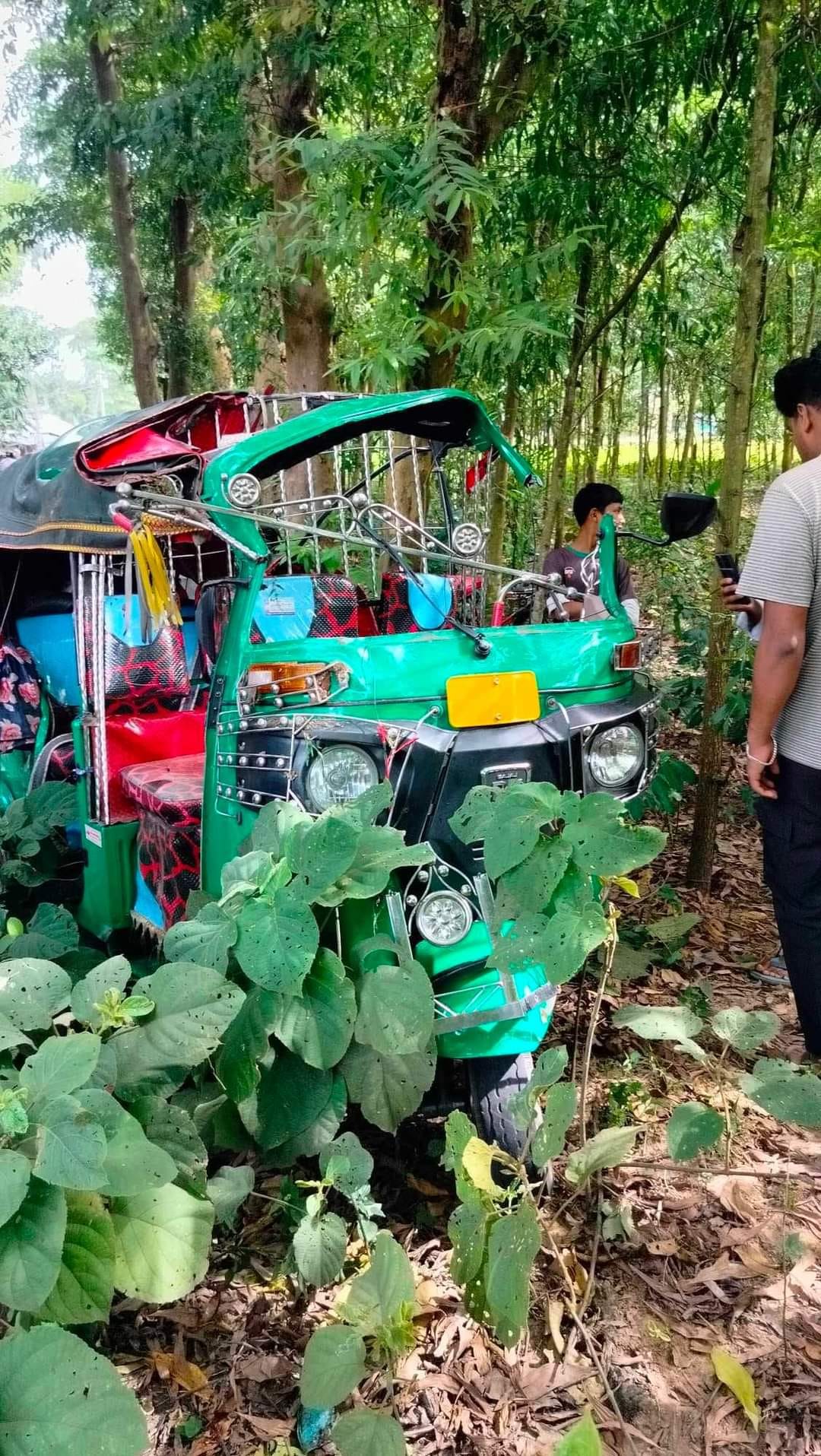 কমলগঞ্জে সিএনজি নিয়ন্ত্রণ হারিয়ে ২ শিক্ষার্থী নিহত