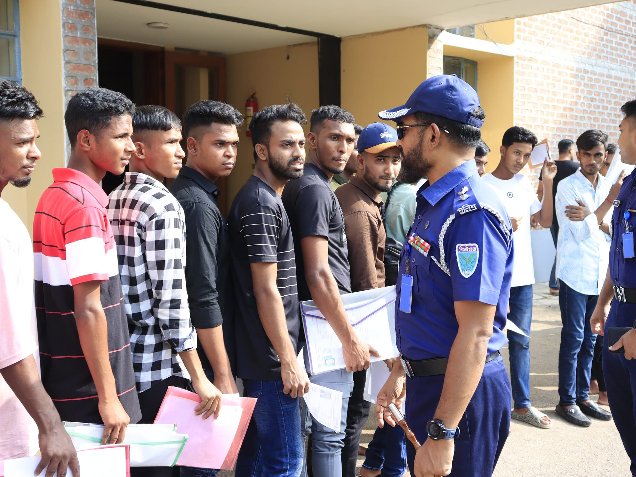 কনস্টেবল পদে নিয়োগে প্রার্থীদের শারীরিক মাপ ও কাগজপত্র যাচাইকরণ সম্পন্ন