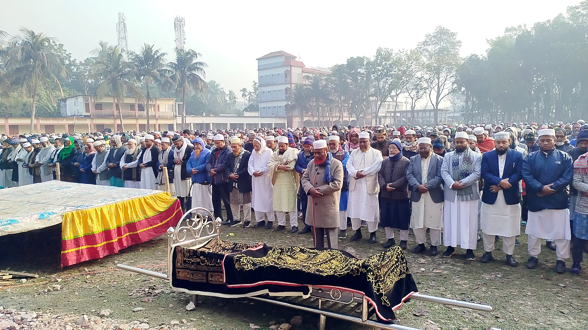 নড়াইল জেলা জামায়াতের সাবেক আমির নূরুন্নবী জিহাদীর জানাজায় ইমামতি করলেন সেক্রেটারি জেনারেল অধ্যাপক মিয়া গোলাম পরওয়ার