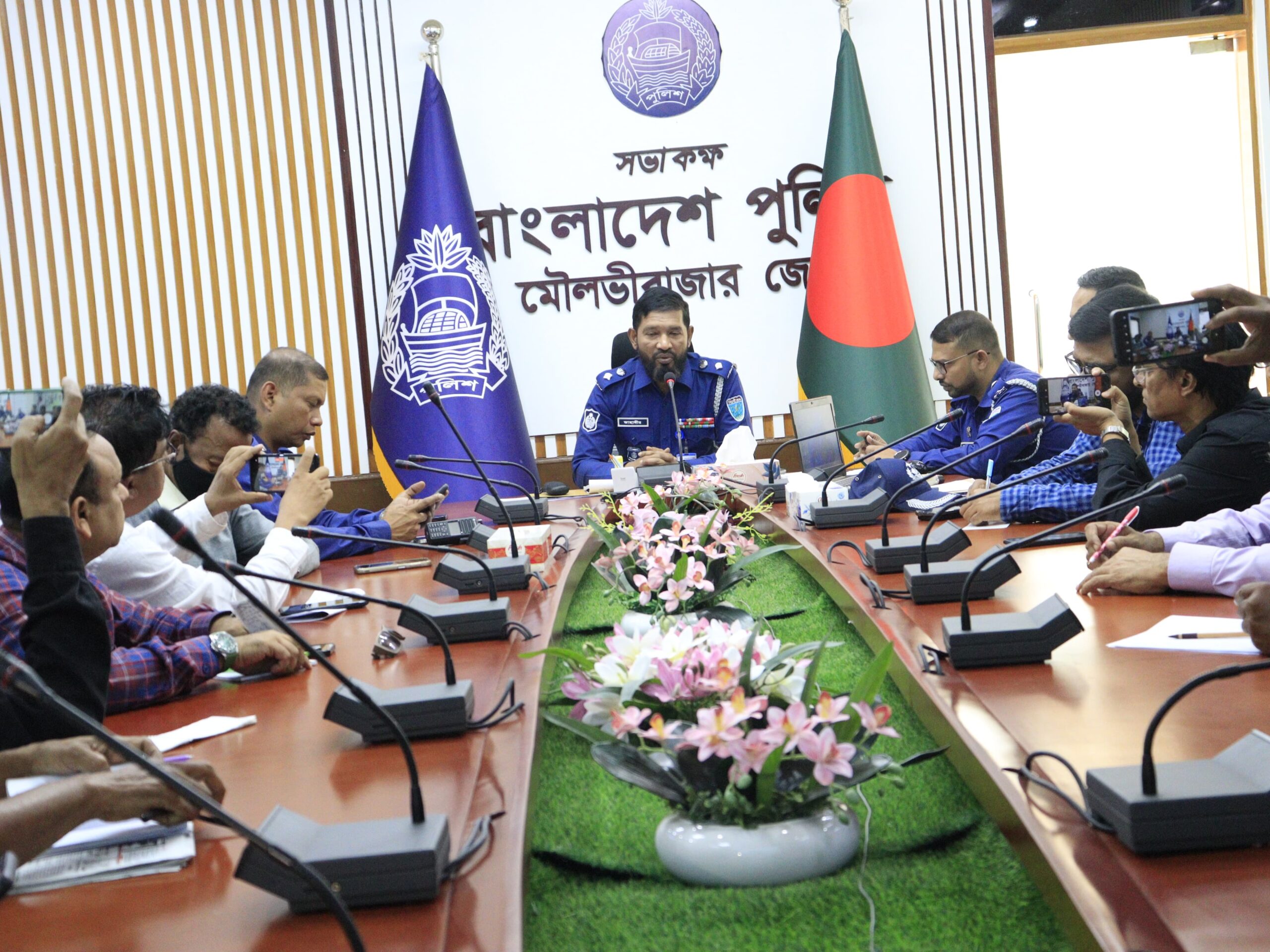 মৌলভীবাজারে ‘পুলিশ সুপারের জবাবদিহিতা’ শীর্ষক মতবিনিময় সভা