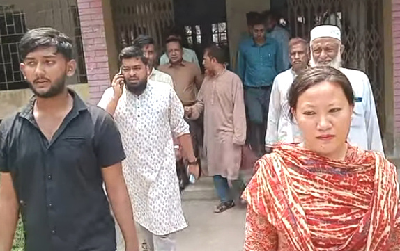 হোমনা সরকারি কলেজ পরিদর্শন করলেন ইউএনও ক্ষেমালিকা চাকমা হোমনা সরকারি কলেজ পরিদর্শন করলেন ইউএনও ক্ষেমালিকা চাকমা