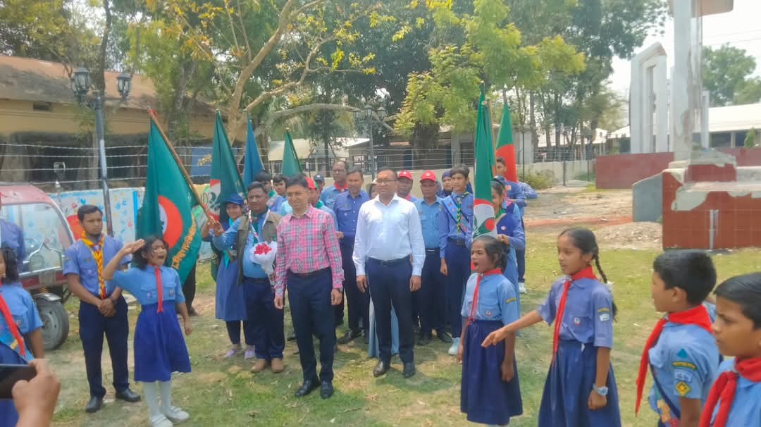 ডোমারে স্কাউটসের তিন তলা ভবনের ভিত্তি প্রস্তর স্থাপন ডোমারে স্কাউটসের তিন তলা ভবনের ভিত্তি প্রস্তর স্থাপন
