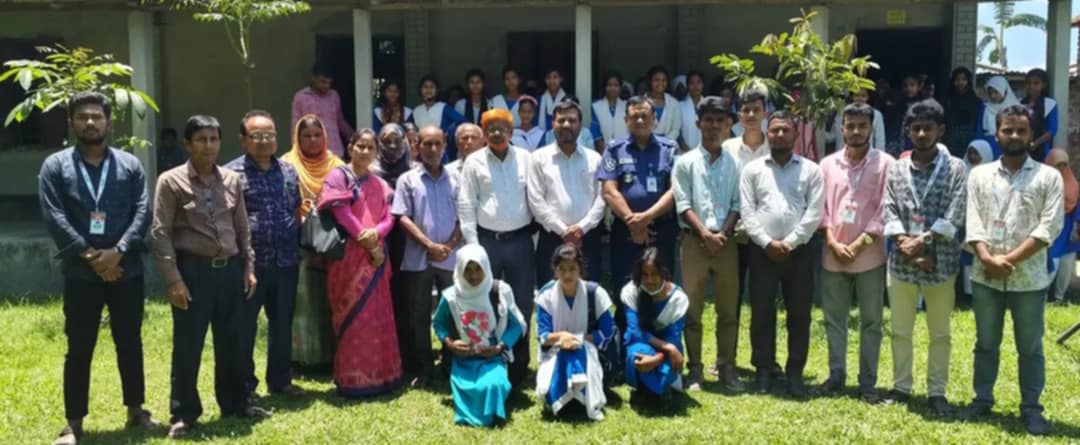 ডোমারে বাল্যবিয়ে ও শিশু অধিকার বিষয়ক কর্মশালা ও কুইজ প্রতিযোগিতা অনুষ্ঠিত