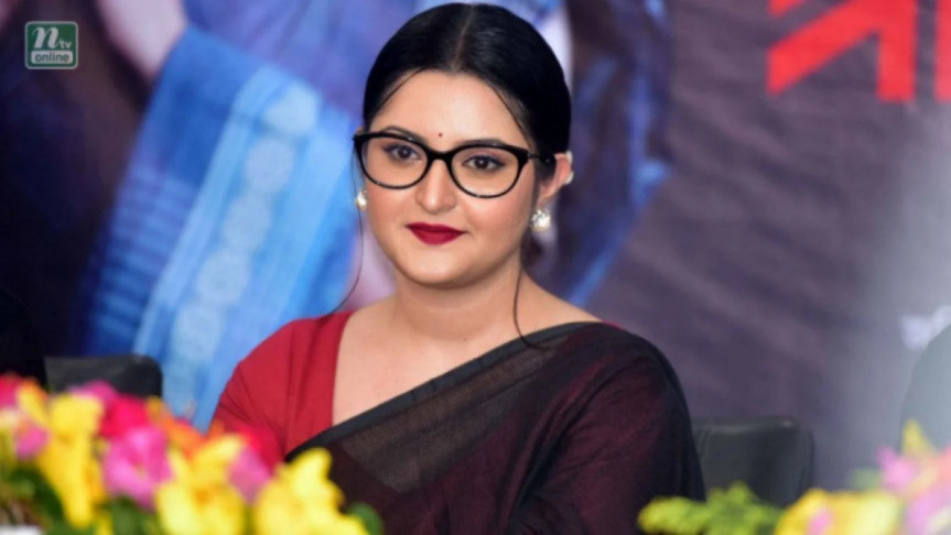 আদালতে অসুস্থ পরী মণি, জেরা পেছাল আদালতে অসুস্থ পরী মণি, জেরা পেছাল